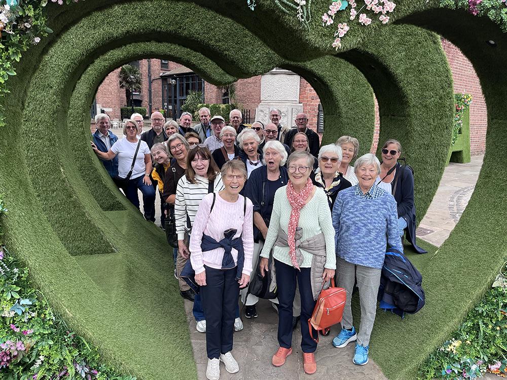 «Love, love, love» med historielaget